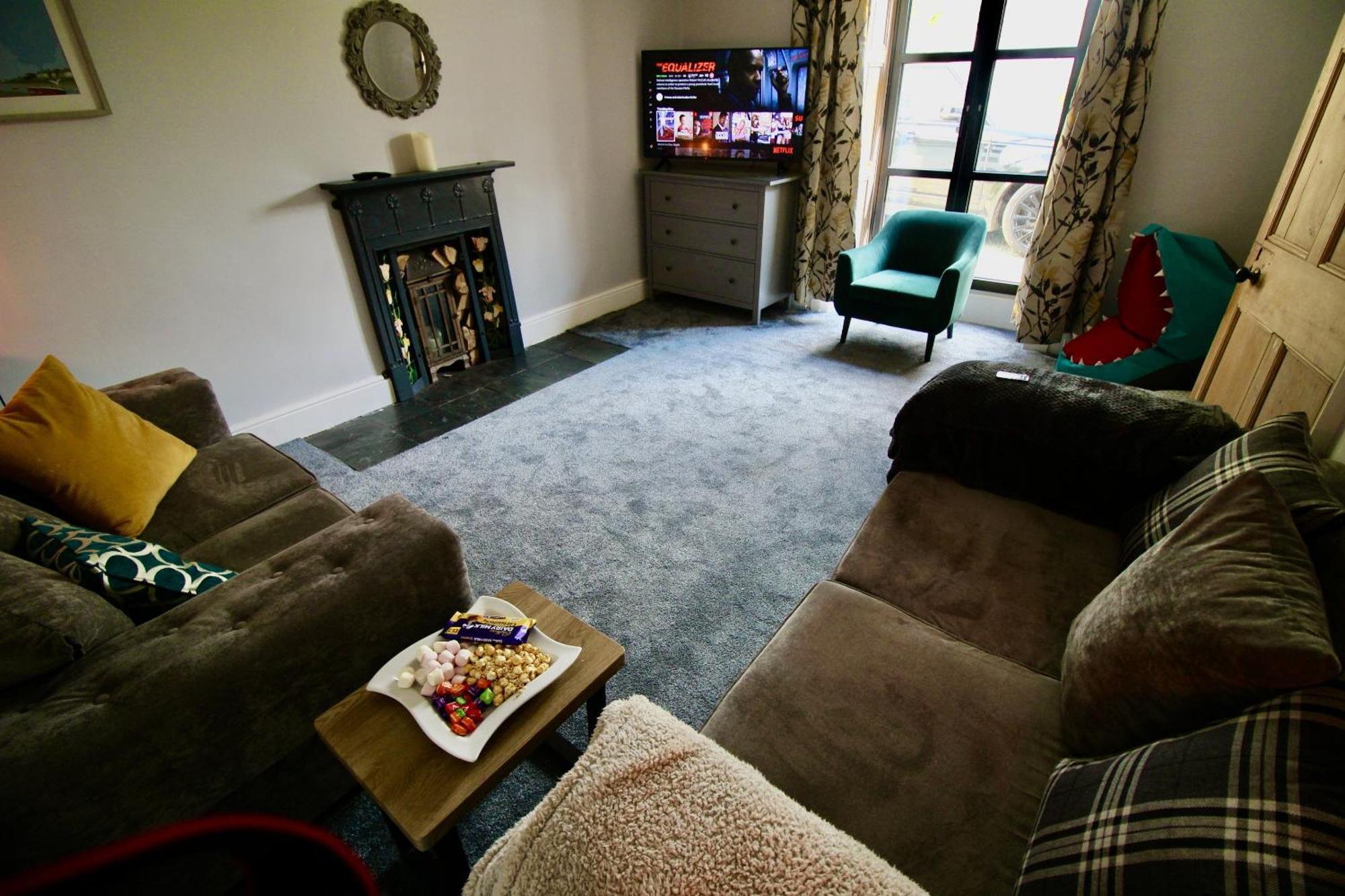 Casa de Férias Llanfair Hall, Dog Friendly, Cinema, Games Room, Hot Tub