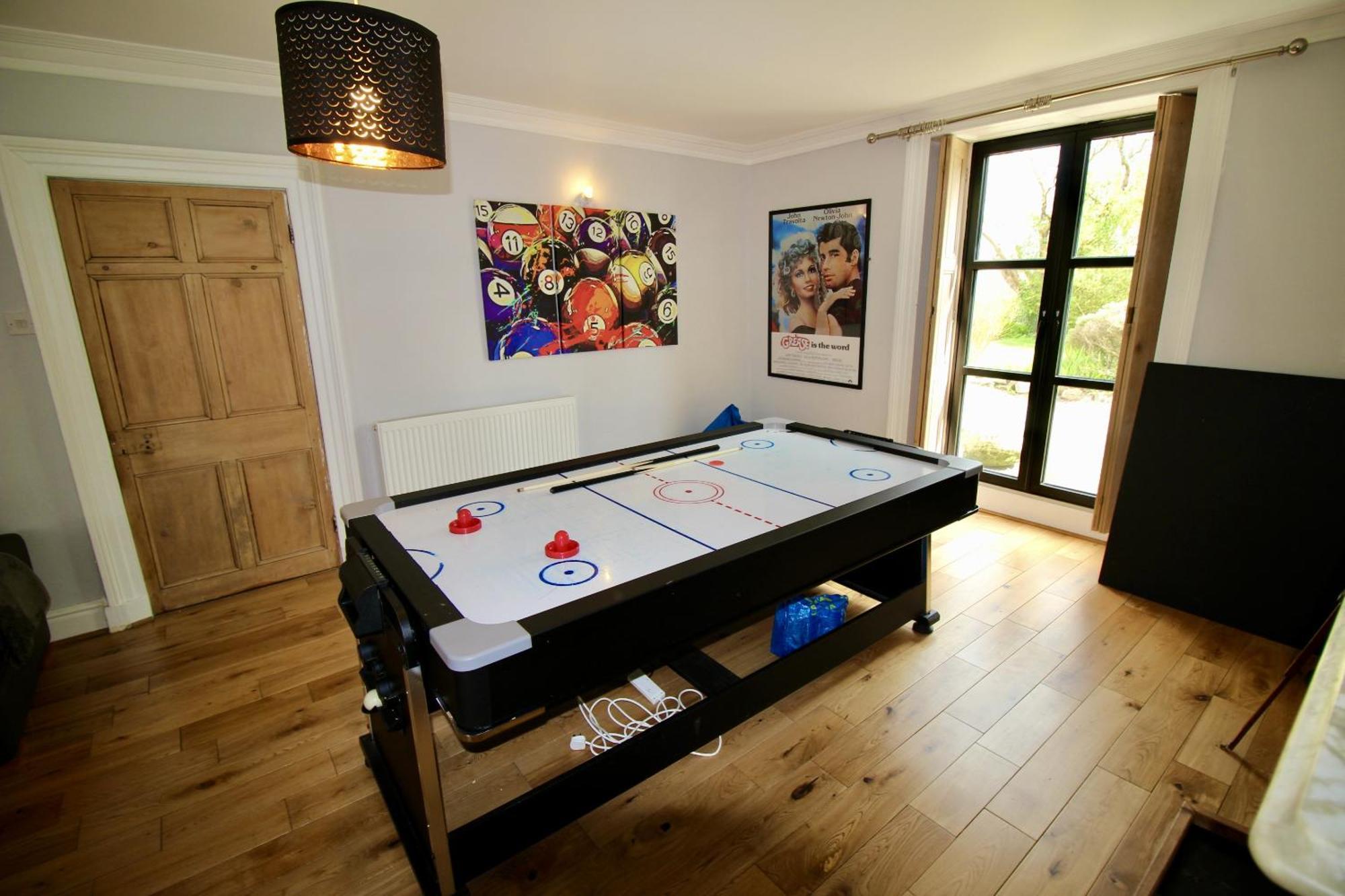 Casa de Férias Llanfair Hall, Dog Friendly, Cinema, Games Room, Hot Tub